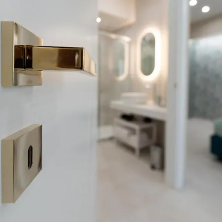 Nery Luxury بيت ضيافة جيارديني ناكسوس