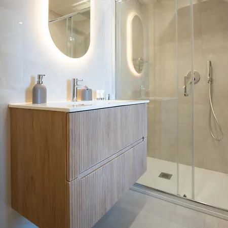 Nery Luxury بيت ضيافة