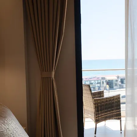 Nery Luxury Sea View 4* 贾迪尼-纳克索斯