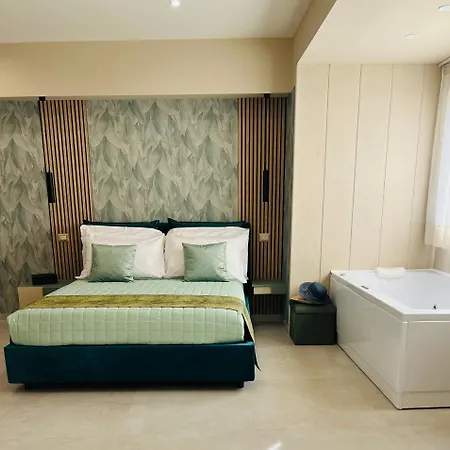 招待所 Nery Luxury Sea View 4*