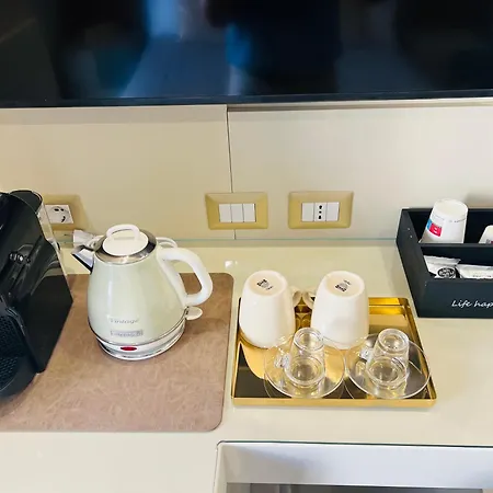 Nery Luxury Πανσιόν 4*